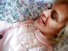 Comunità di donne puttana dildo bang e mangiare signore mature xxx figa