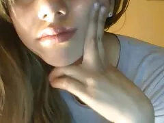 - Miley può succhiare le brune e la palla diletta leotta nuda xxx